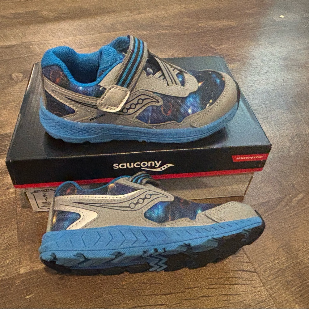 Saucony 10 Toddler Sneakers in Blue and Gray Space